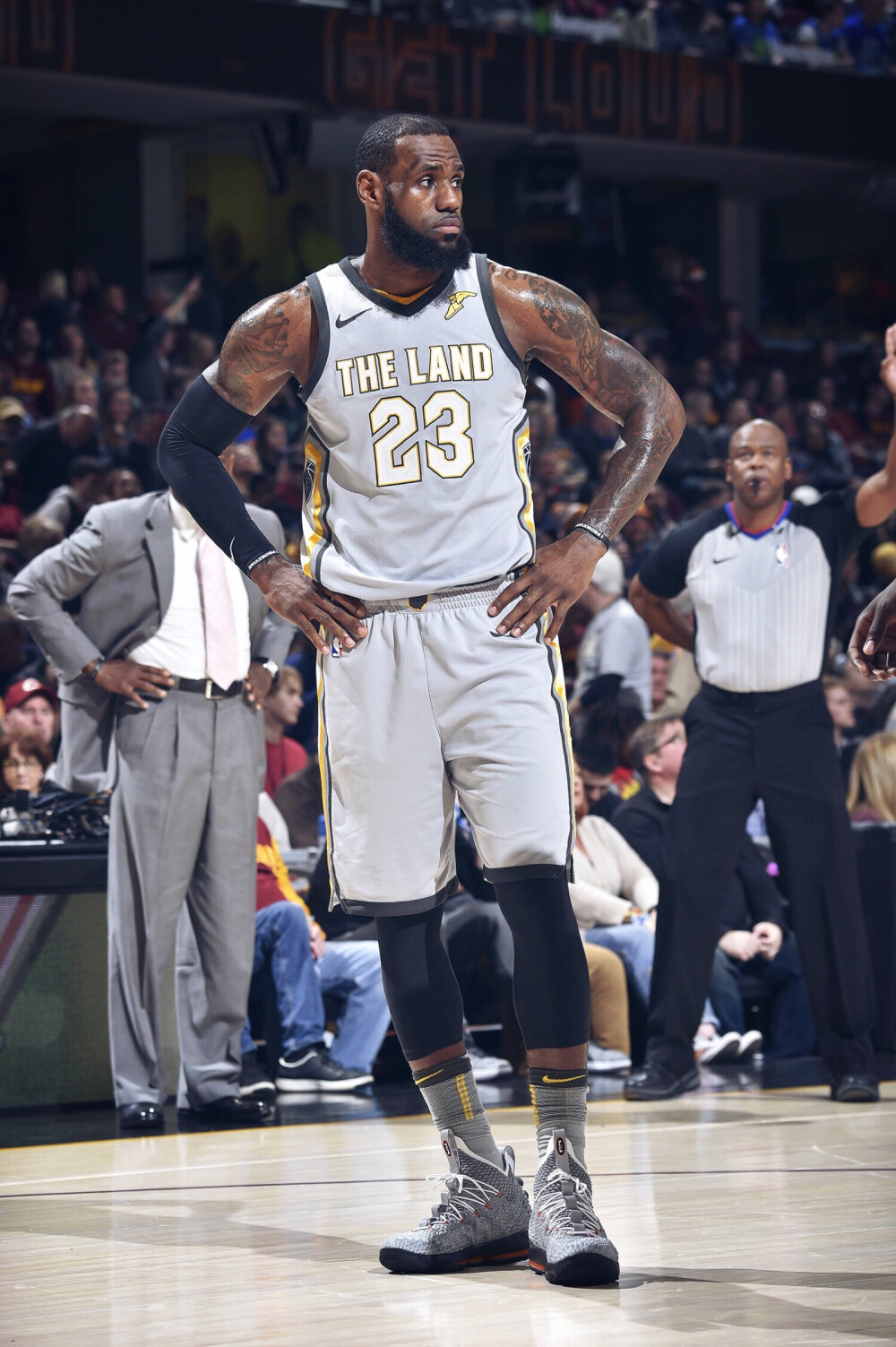 杨瀚森暴露 杨瀚森暴露