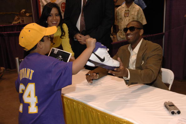 定位冲突 定位冲突